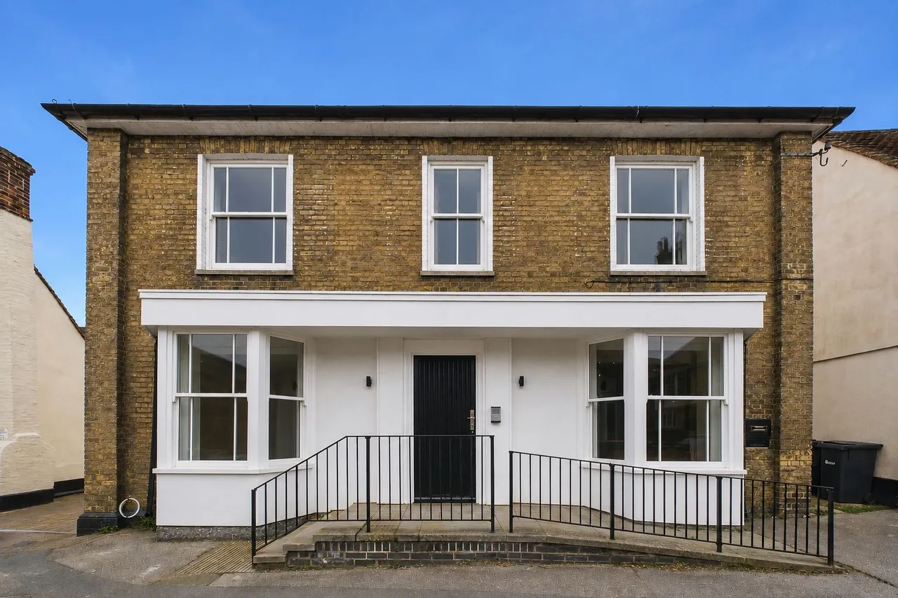High Street, Kelvedon, CO5, photo 11