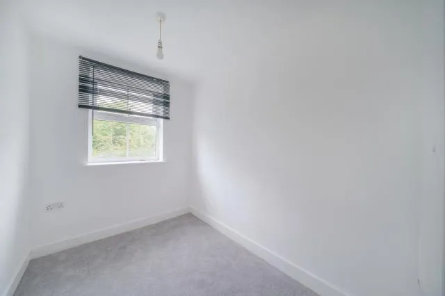 Crowell Mews, Aylesbury, HP19, photo 15