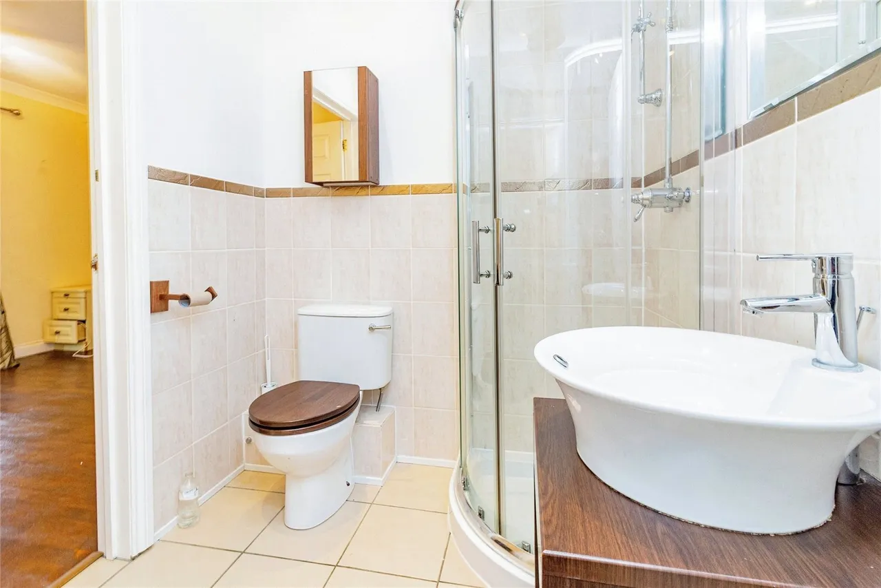 Lynmouth Crescent, Furzton, Milton Keynes, Buckinghamshire, MK4, photo 15