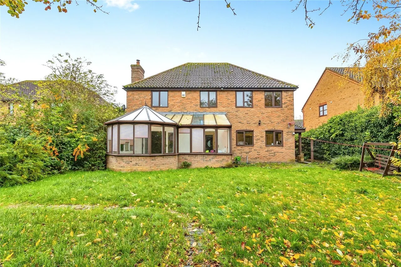 Lynmouth Crescent, Furzton, Milton Keynes, Buckinghamshire, MK4, photo 4