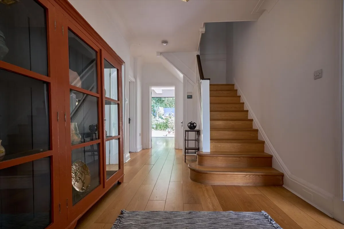 Donnington Road, London, NW10, photo 10