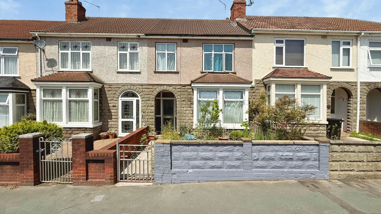 3 bed house for sale — Bloomfield Road, Brislington, Bristol