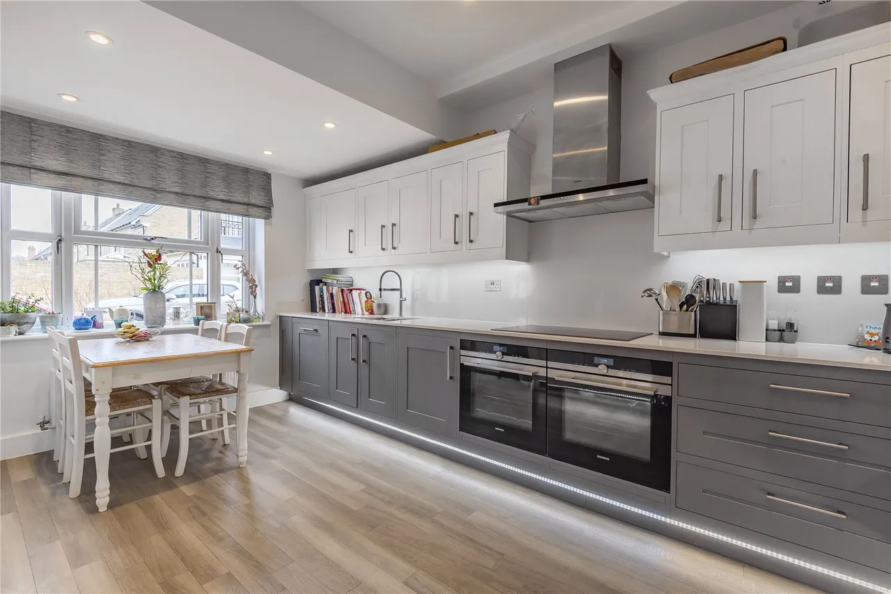 Roper Crescent, Sunbury, TW16 5BA, photo 5