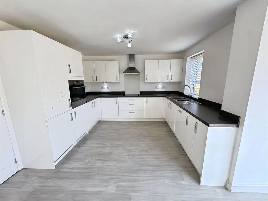 Rovers Way, Doncaster, South Yorkshire, DN4, photo 2