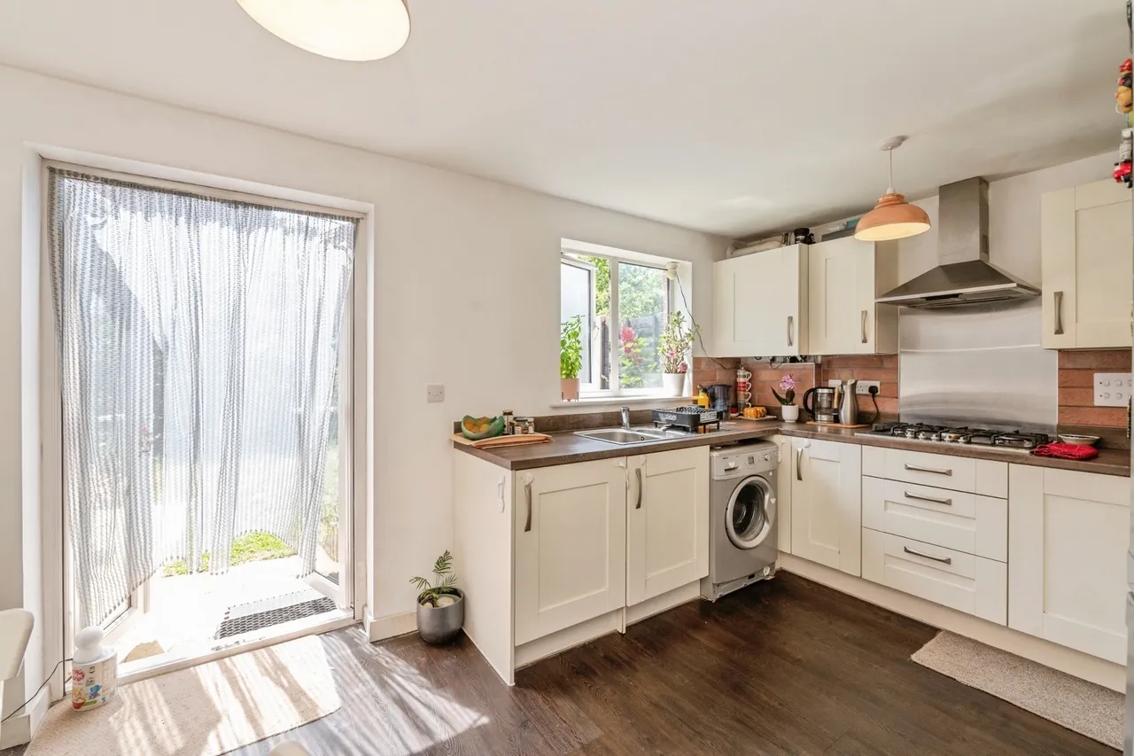 Treetops Close, Grays, Essex, RM17, photo 10