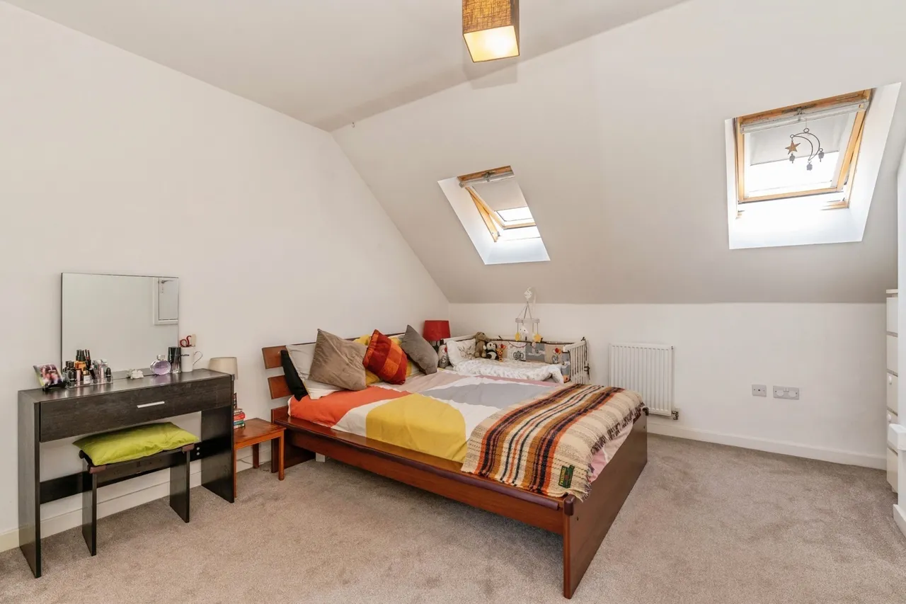 Treetops Close, Grays, Essex, RM17, photo 19