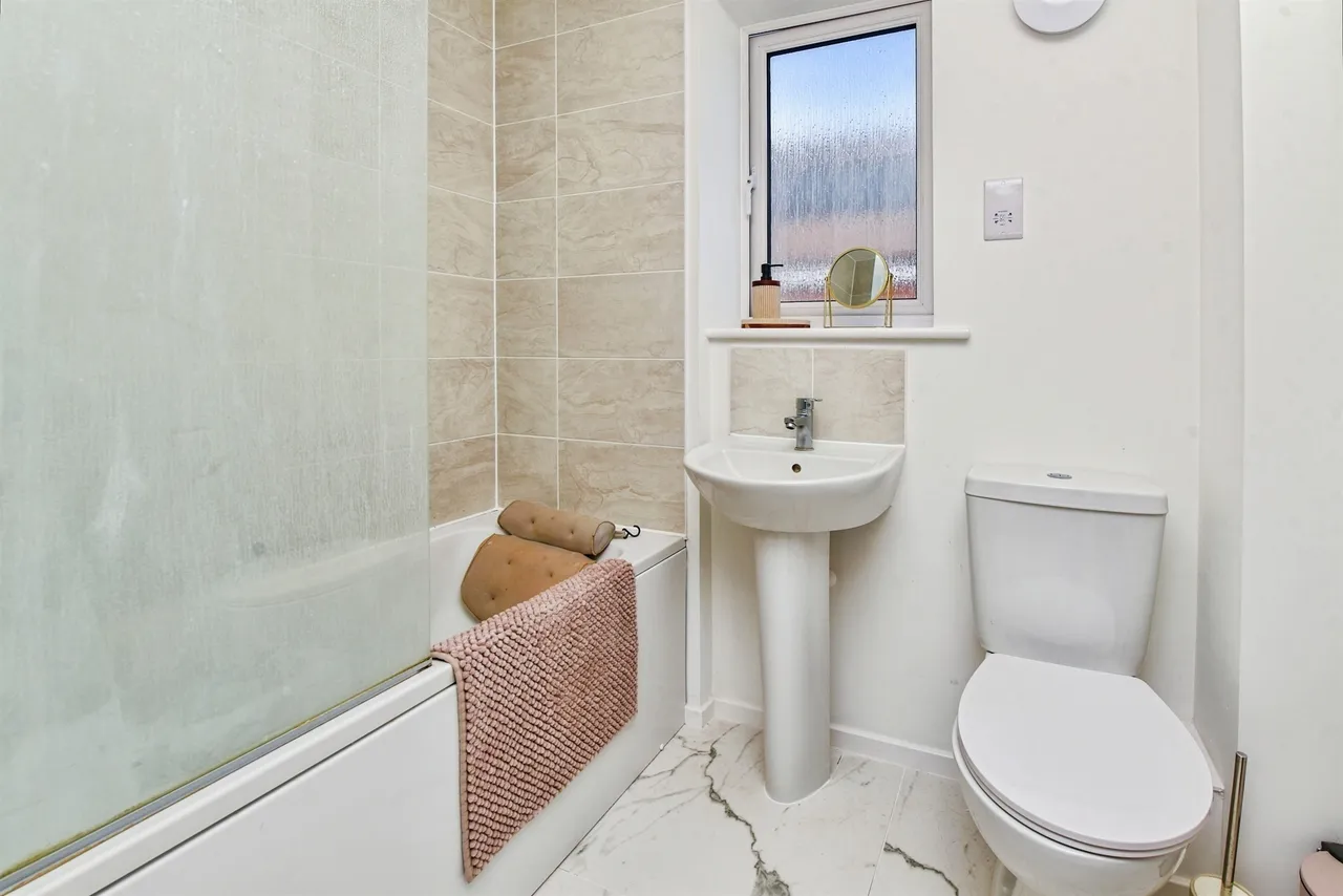 Mercury Way, Warminster, BA12, photo 9