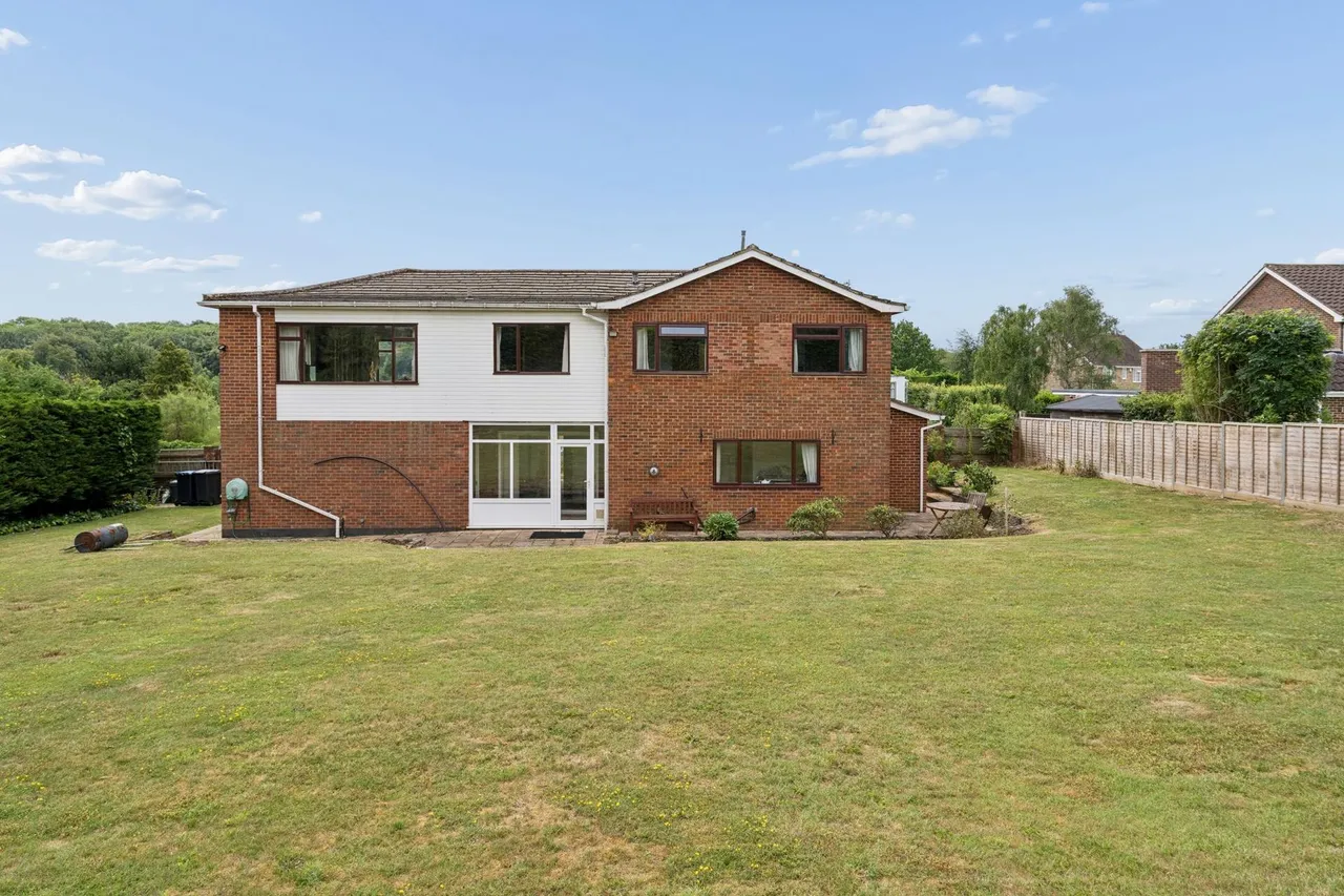 Highclere Drive, Hemel Hempstead, HP3, photo 31