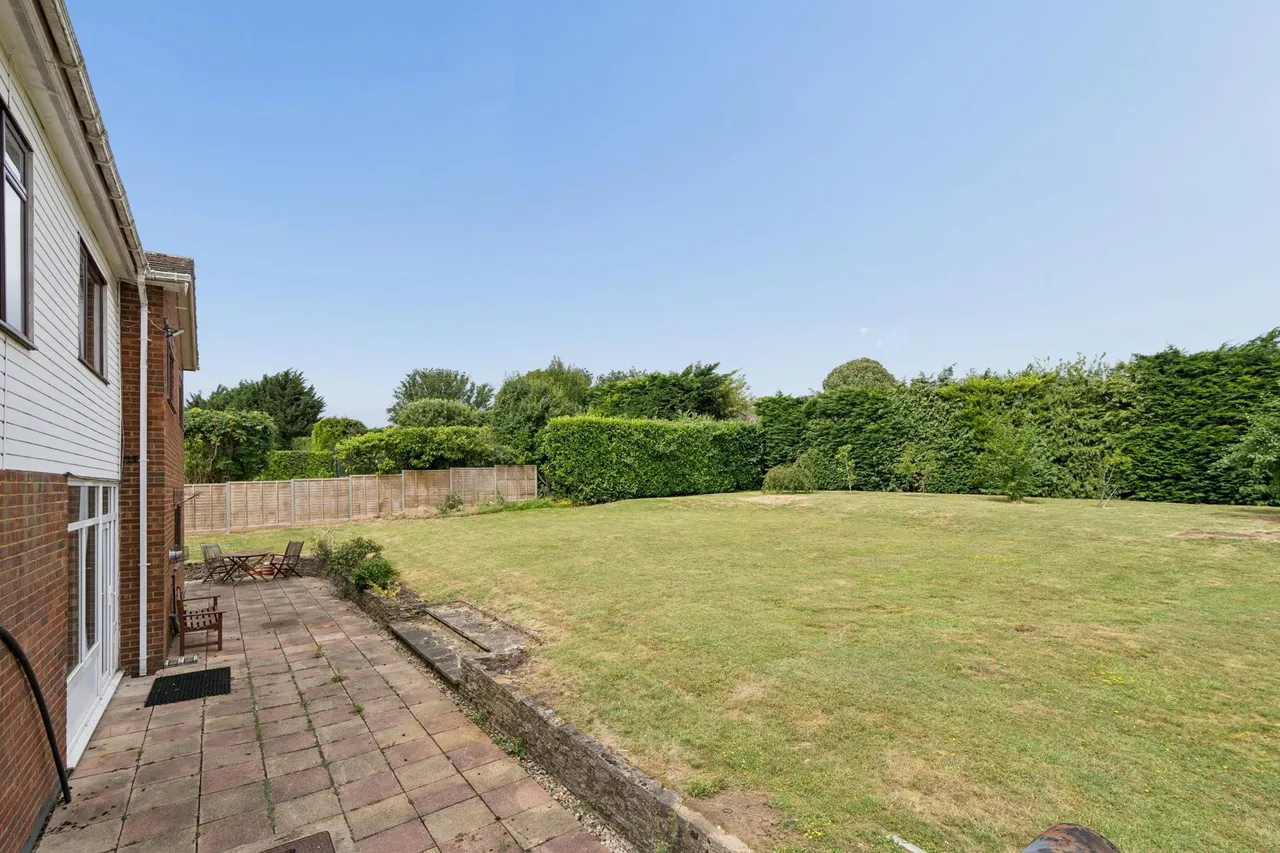 Highclere Drive, Hemel Hempstead, HP3, photo 30