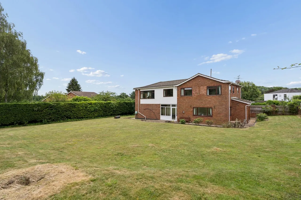 Highclere Drive, Hemel Hempstead, HP3, photo 28