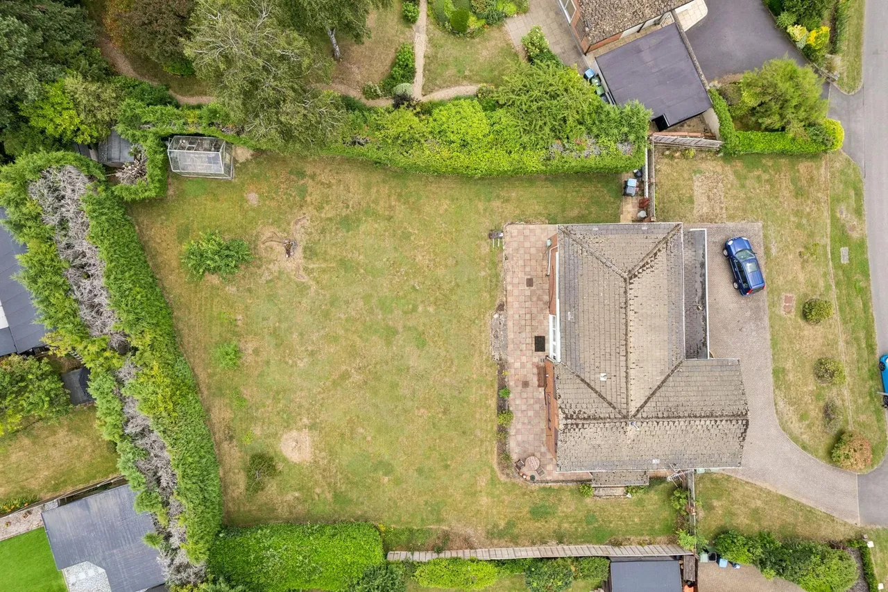 Highclere Drive, Hemel Hempstead, HP3, photo 35