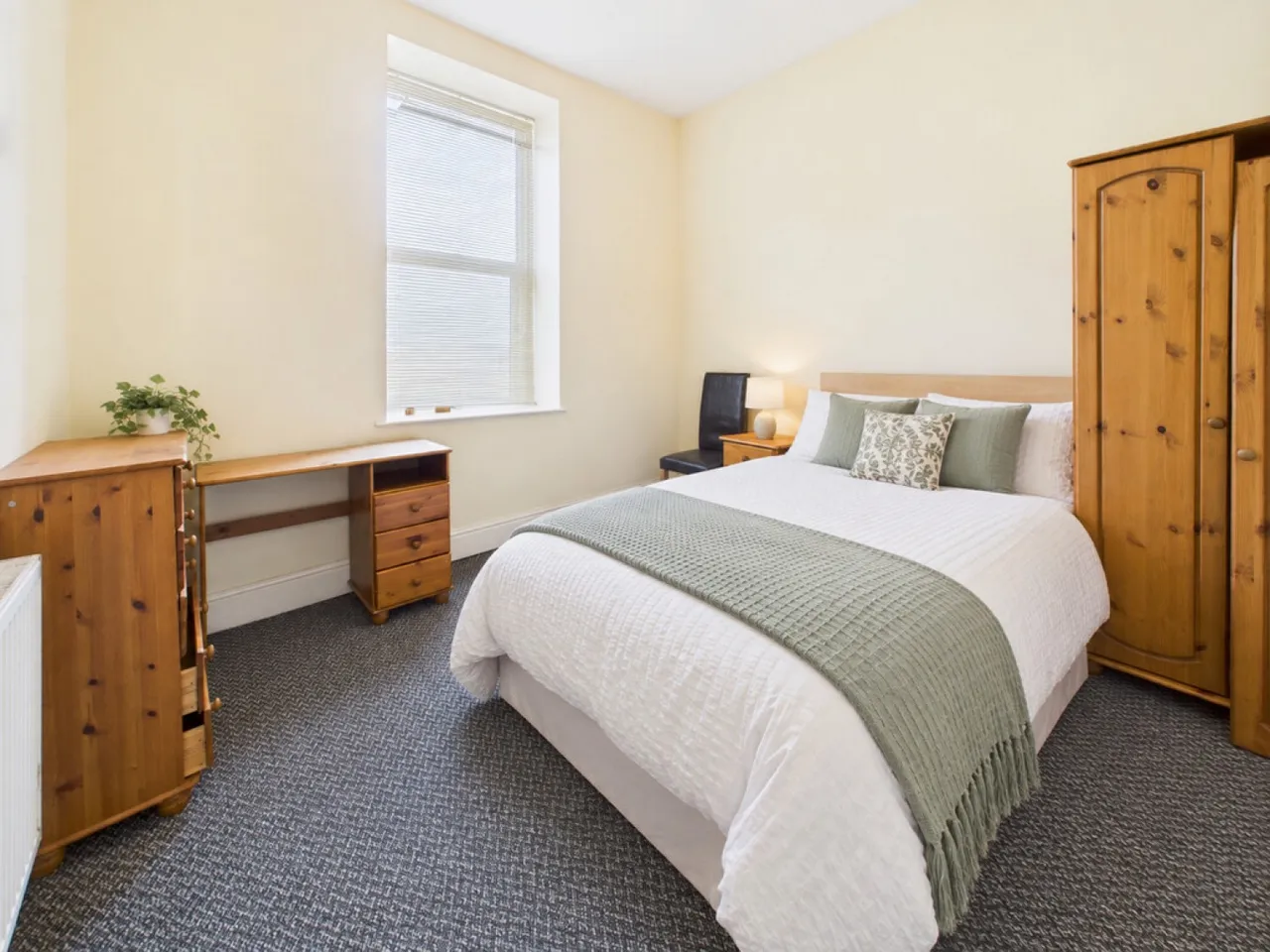 house to rent — Mutley Plain, Mutley