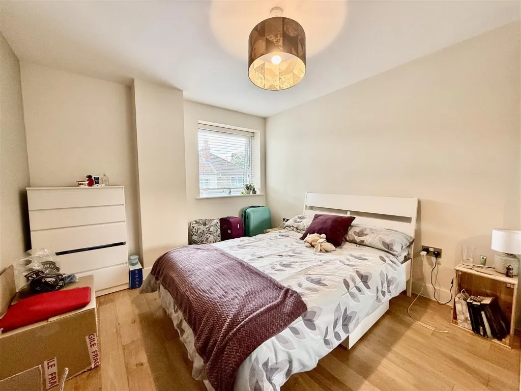 Victoria Road, Swindon, photo 9