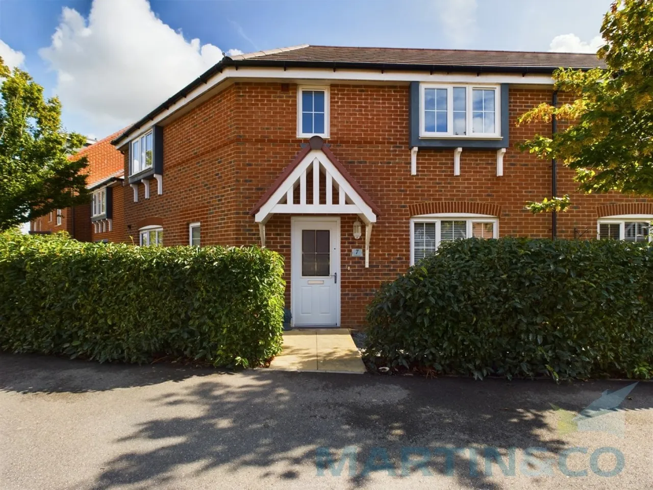 3 bed house for sale — Thompson Drive, Storrington