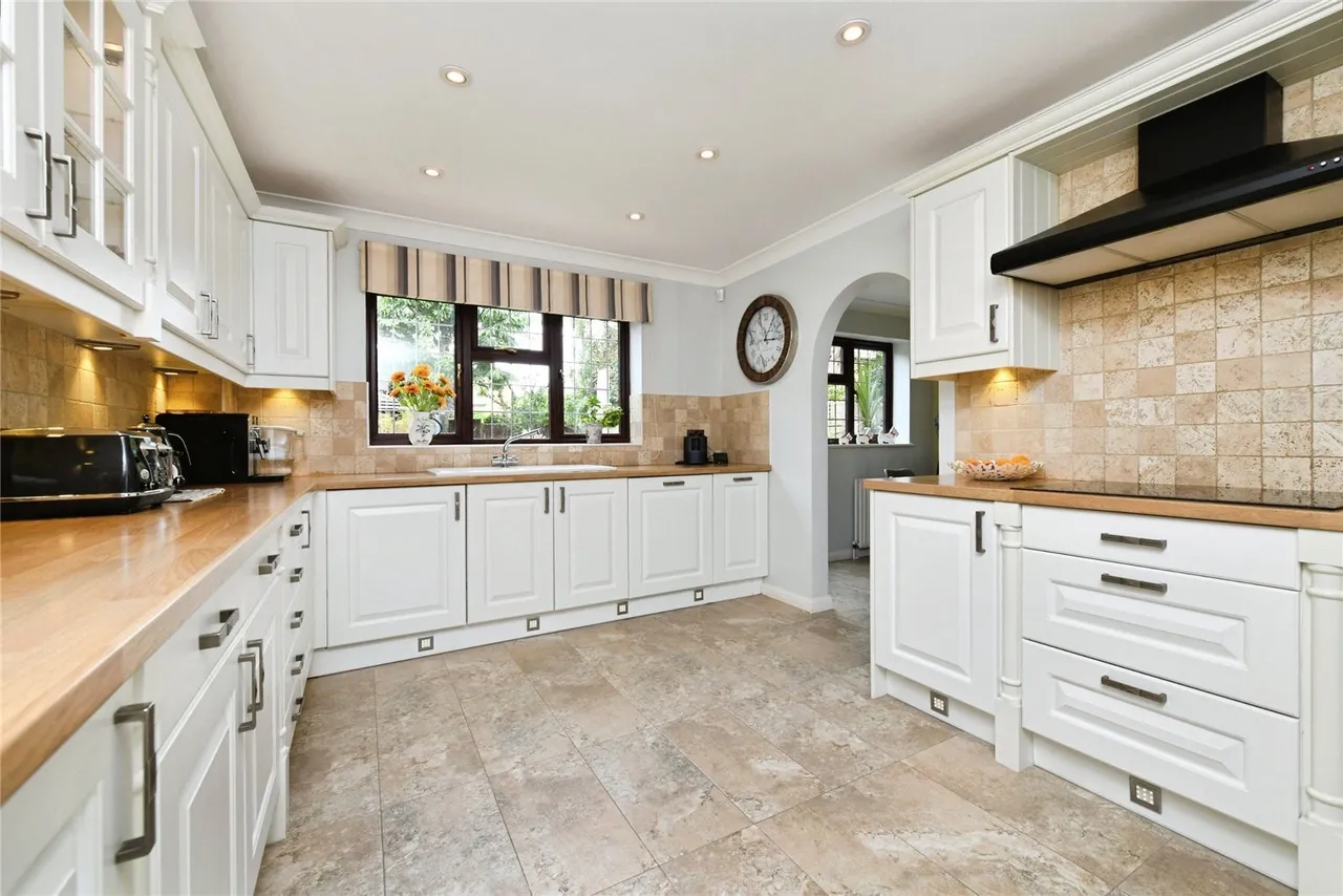 Buckland, Shoeburyness, Southend-on-Sea, Essex, SS3, photo 5