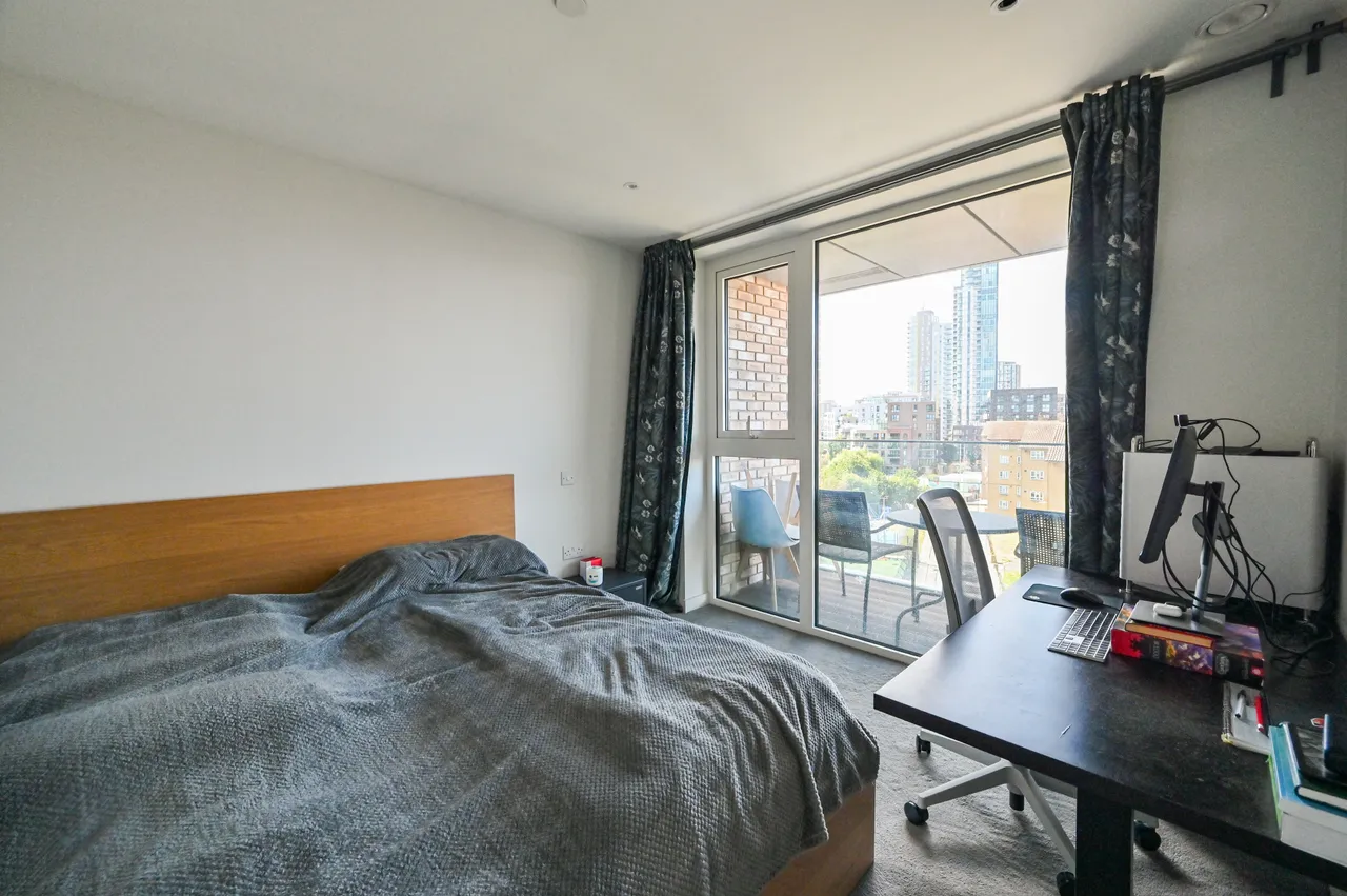 Flat 34, Theshoreline Building, 42 Newnton Close, London, photo 4