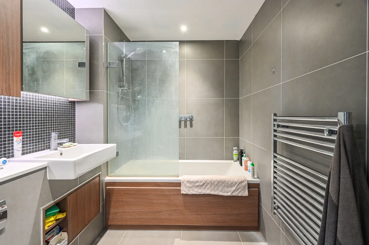 Flat 34, Theshoreline Building, 42 Newnton Close, London, photo 5