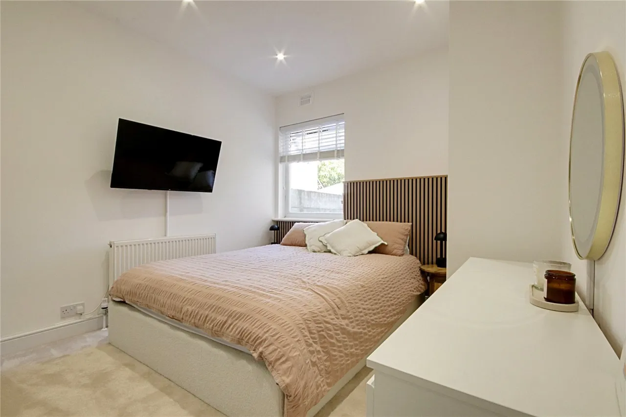 Osborne Road, Enfield, photo 8