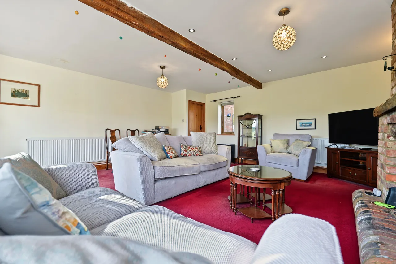 Sutton Lane, Dingley, LE16, photo 7