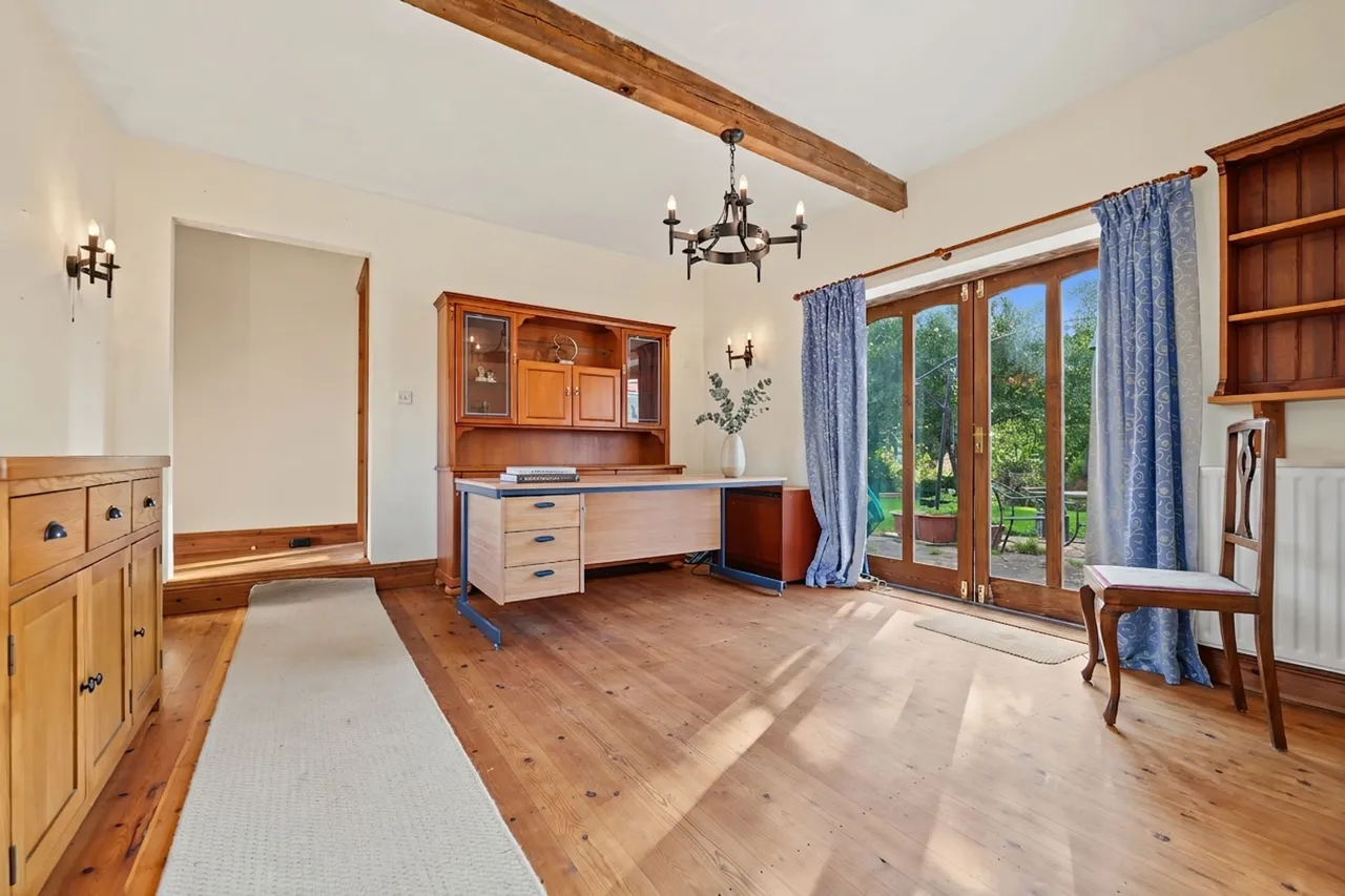 Sutton Lane, Dingley, LE16, photo 9