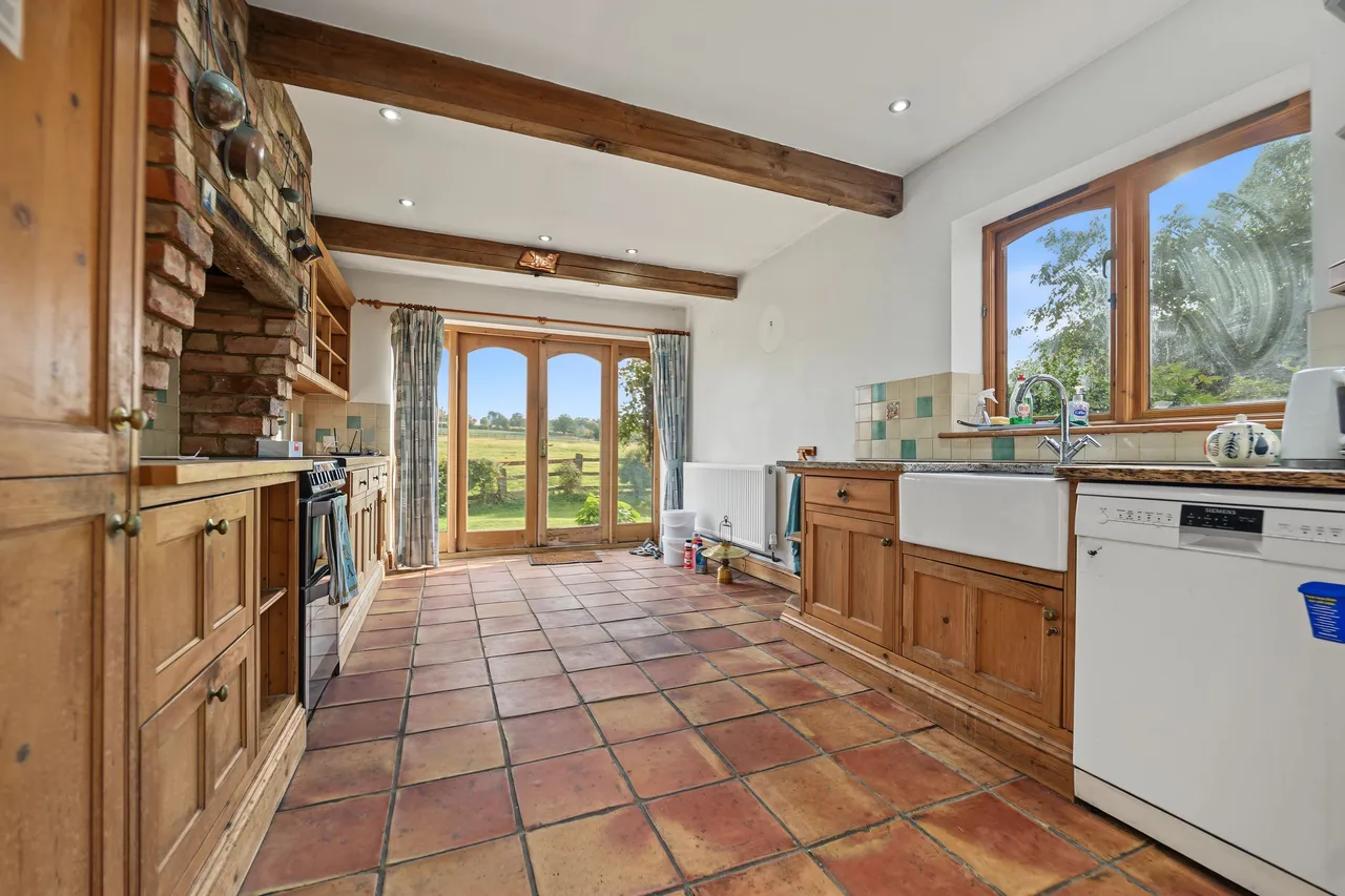 Sutton Lane, Dingley, LE16, photo 4