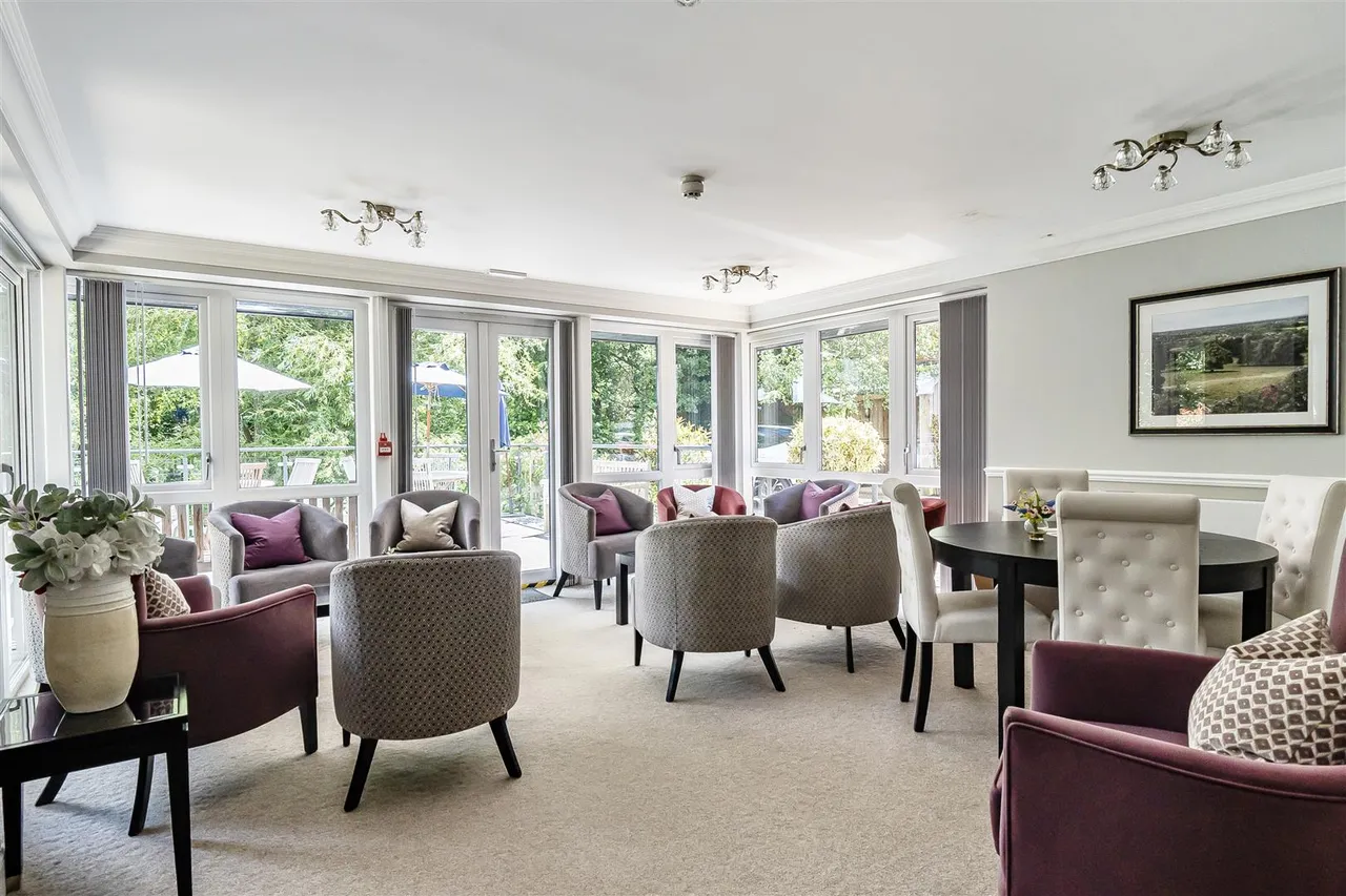 Gloucester Road, Malmesbury, SN16, photo 9
