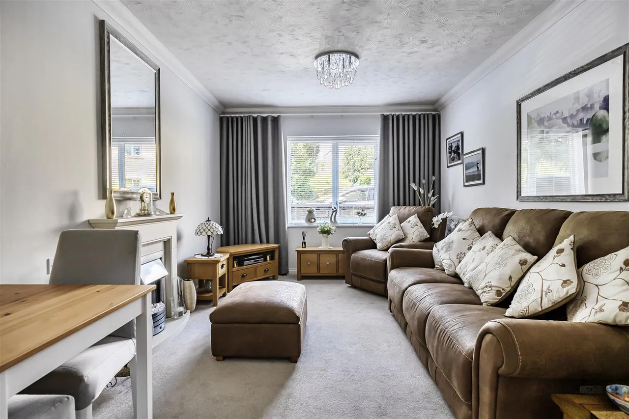 Gloucester Road, Malmesbury, SN16, photo 3