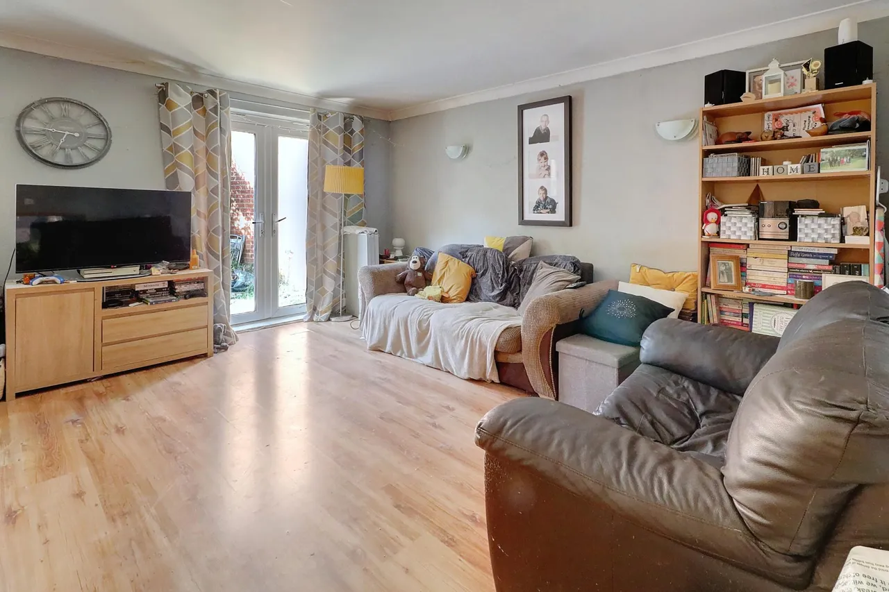 Ellworthy Court, Frome, BA11, photo 2