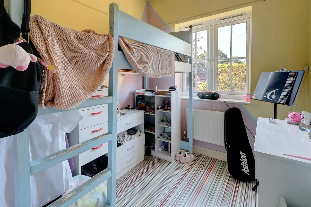Ellworthy Court, Frome, BA11, photo 6