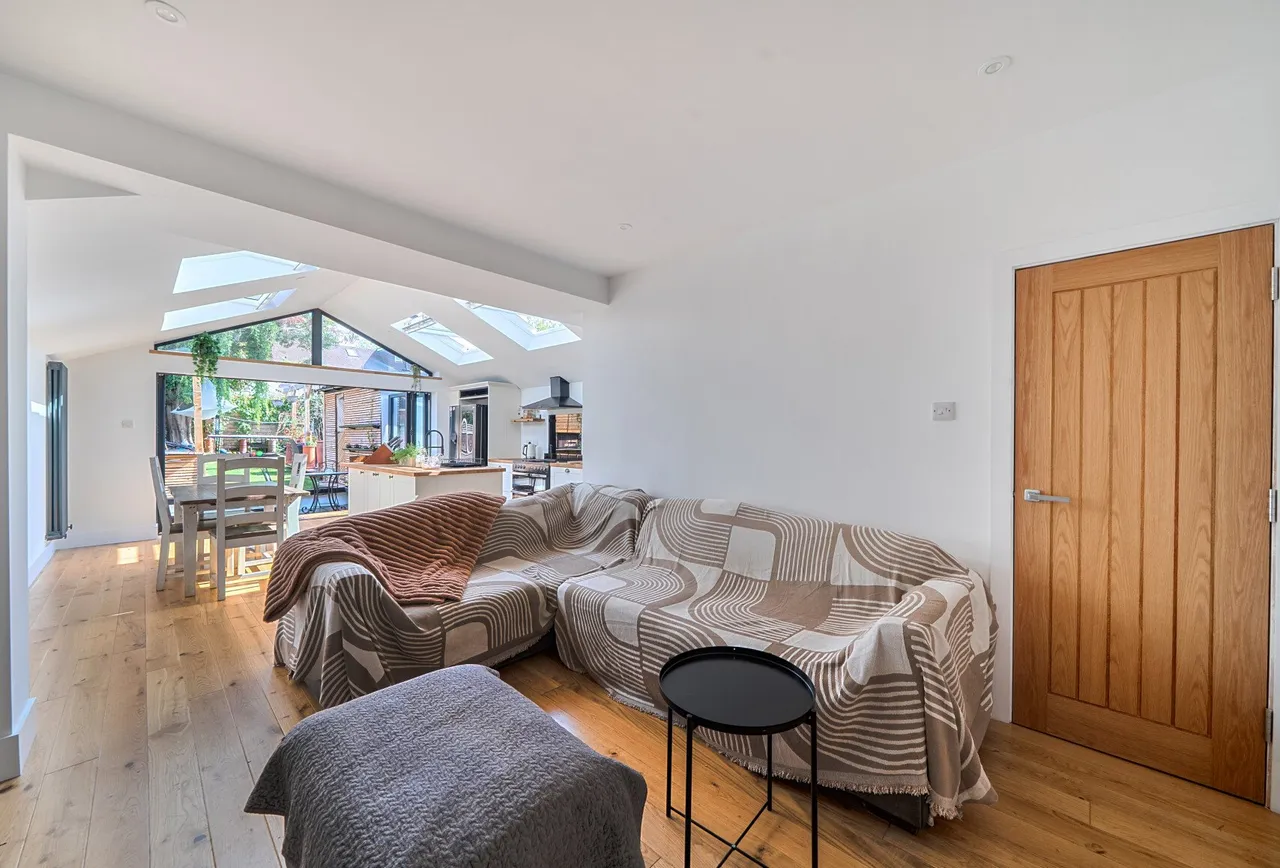 Carlingford Road, Morden, SM4 4NY, photo 12
