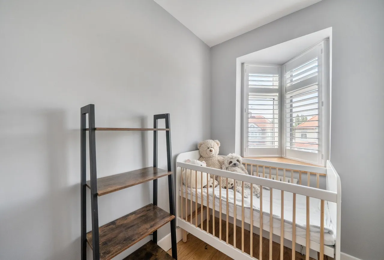 Carlingford Road, Morden, SM4 4NY, photo 17