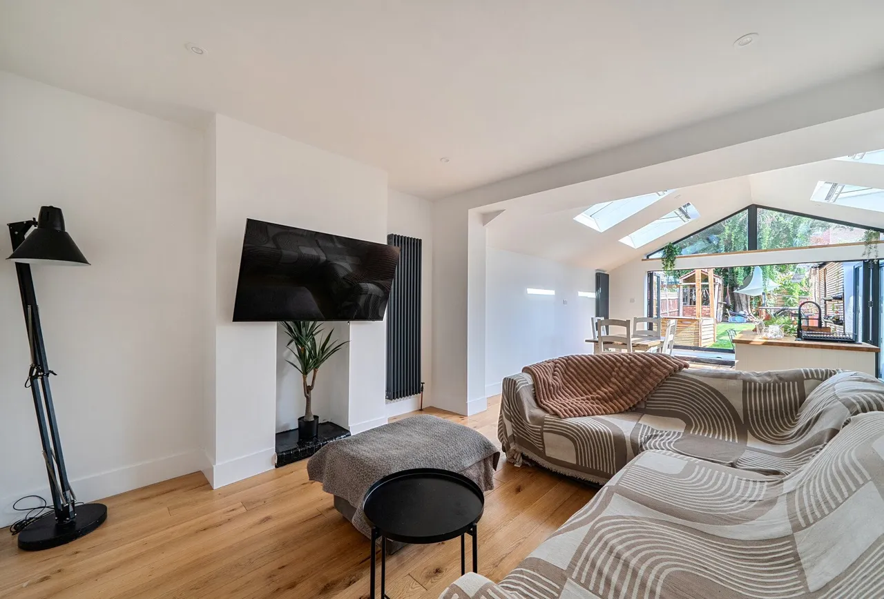 Carlingford Road, Morden, SM4 4NY, photo 18