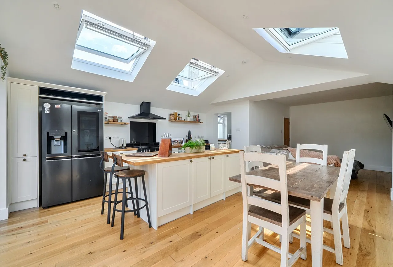 Carlingford Road, Morden, SM4 4NY, photo 3