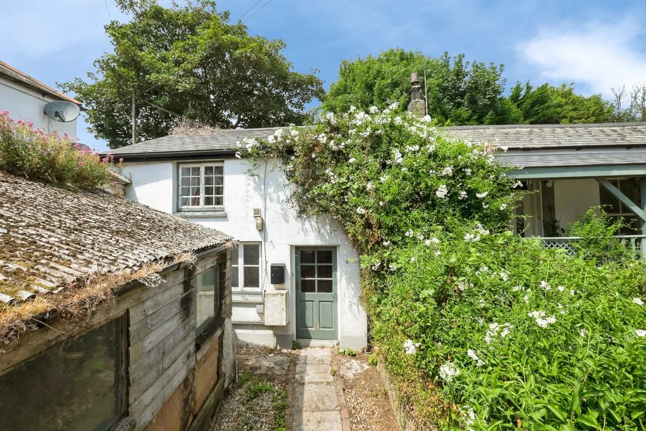 Alverton Terrace, Penzance, TR18, photo 2