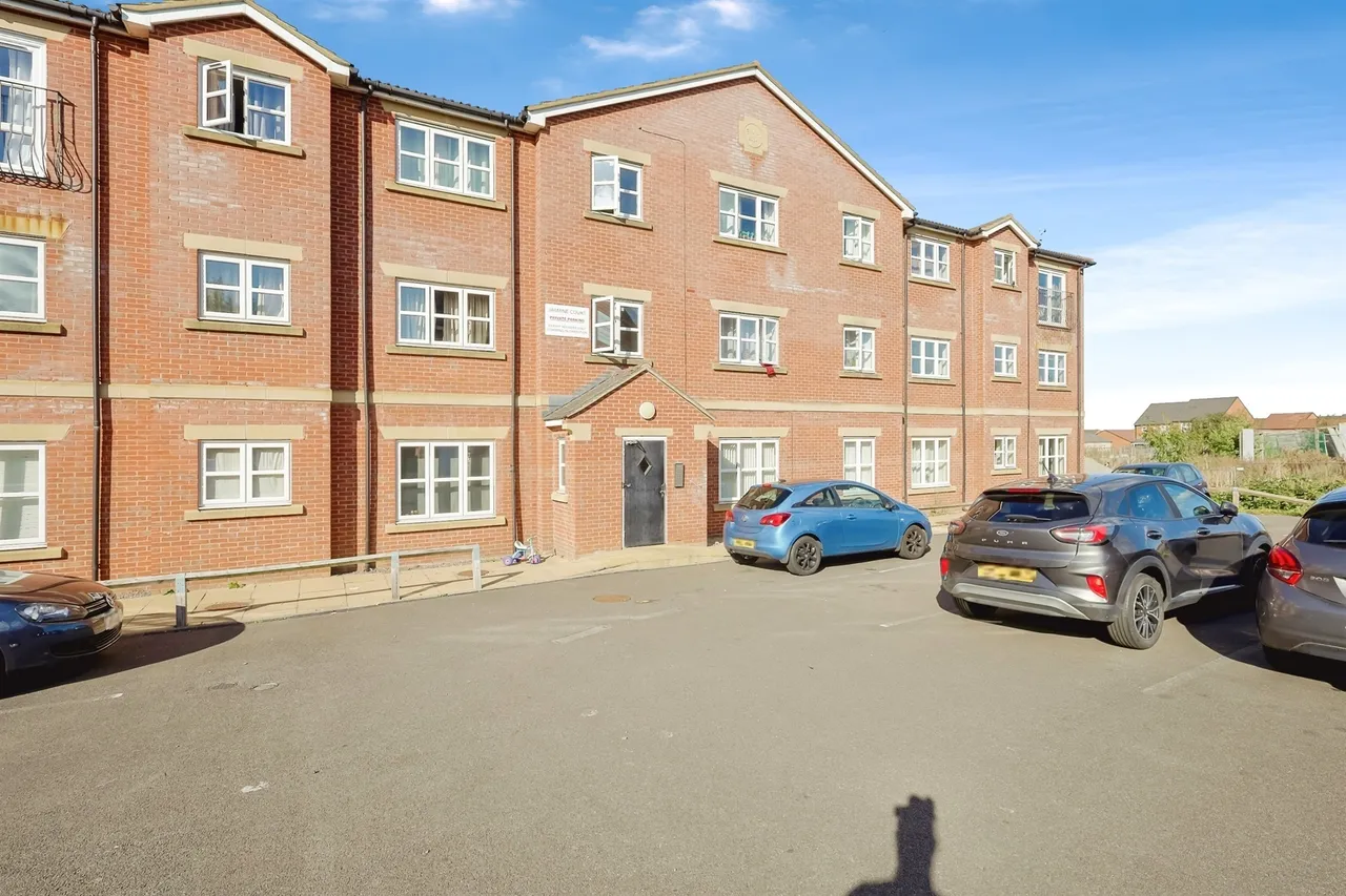 1 bed flat for sale — Braunston Close, Northampton