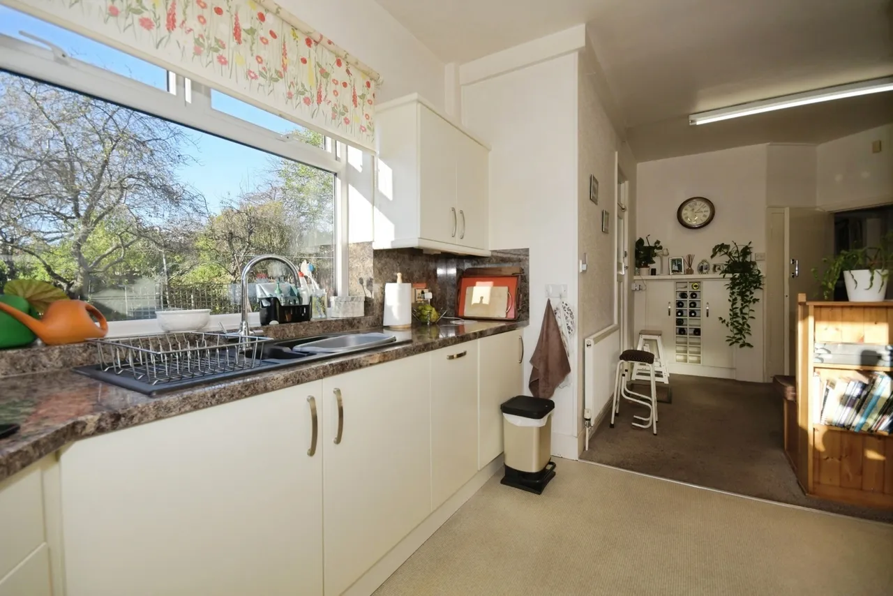 Chapeltown Road, Ecclesfield, Sheffield, S35, photo 4