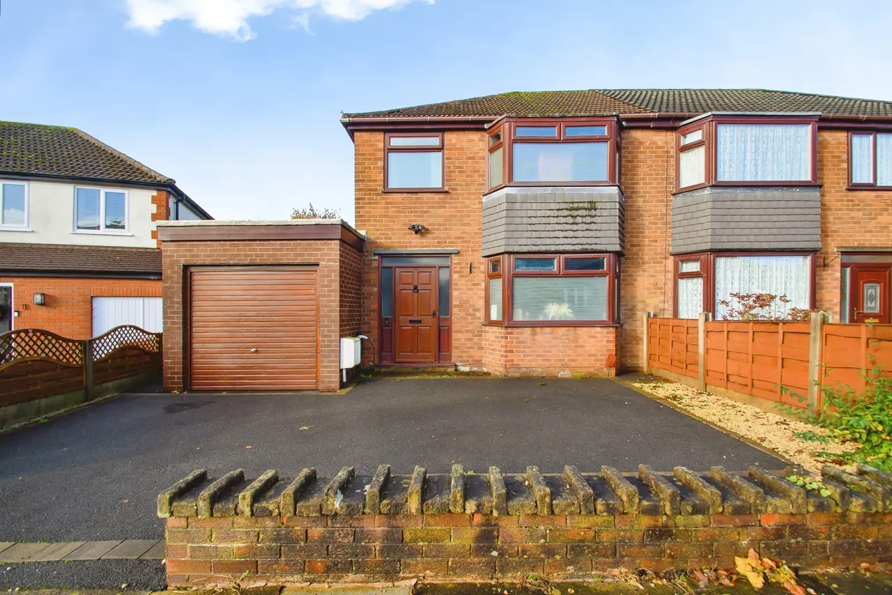 Brookside Crescent, Bury, BL8, photo 35