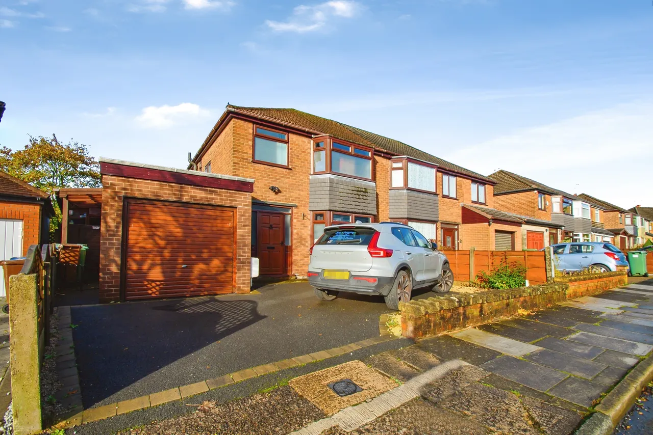 Brookside Crescent, Bury, BL8, photo 34