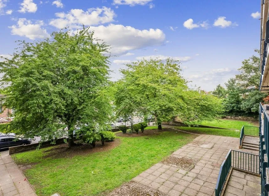 Gibbon Road, Peckham, SE15, photo 5