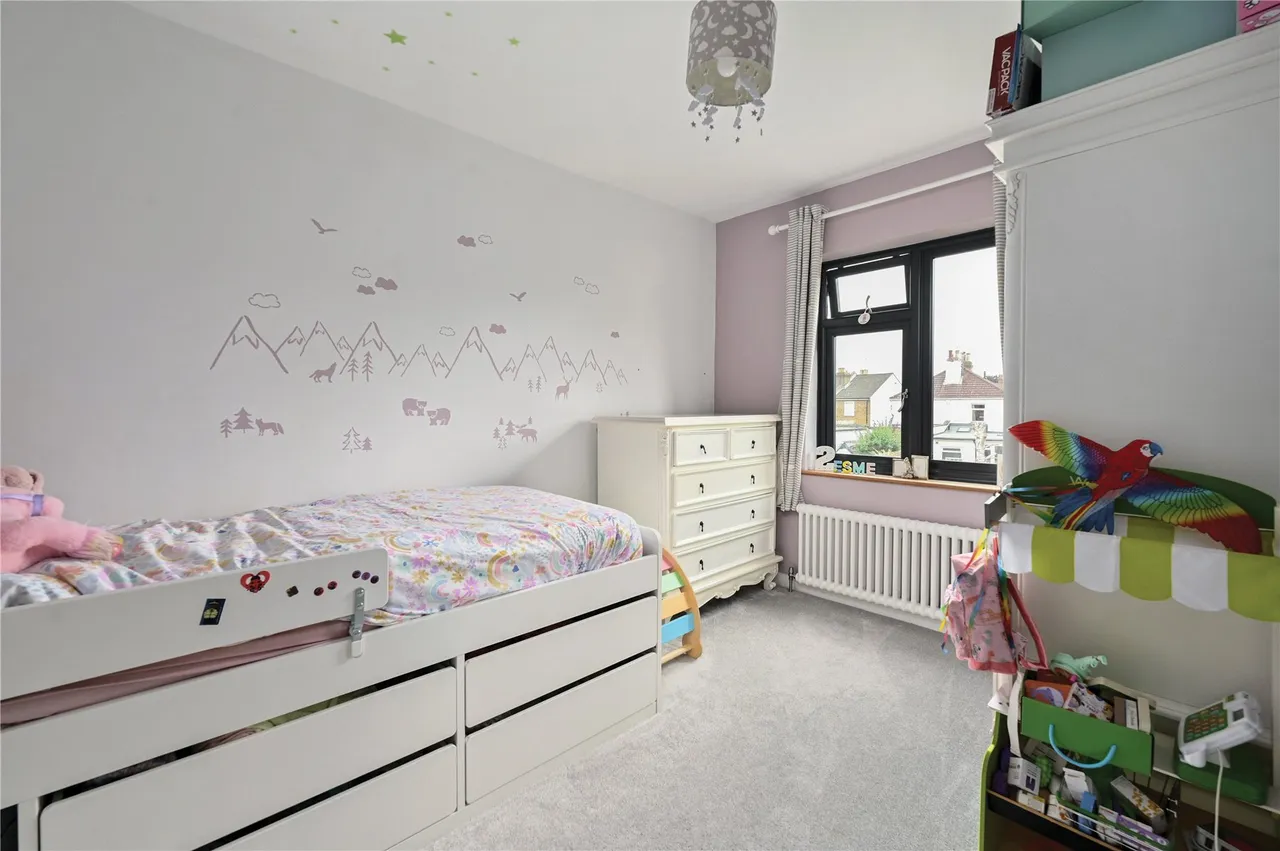 Guildford Street, Staines, TW18, photo 13