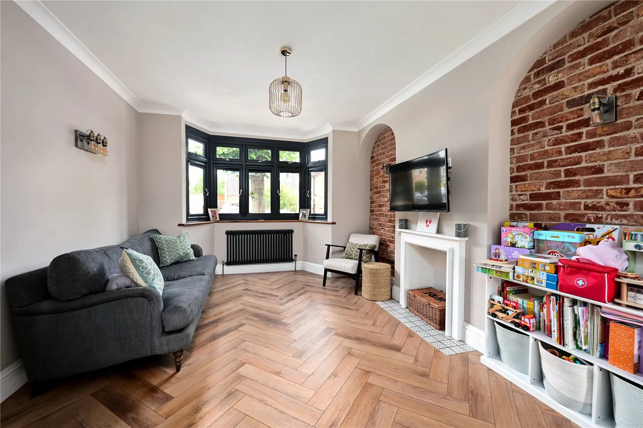 Guildford Street, Staines, TW18, photo 8