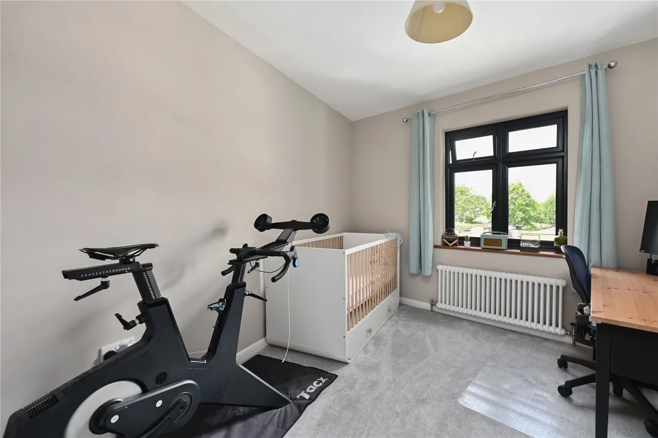 Guildford Street, Staines, TW18, photo 14