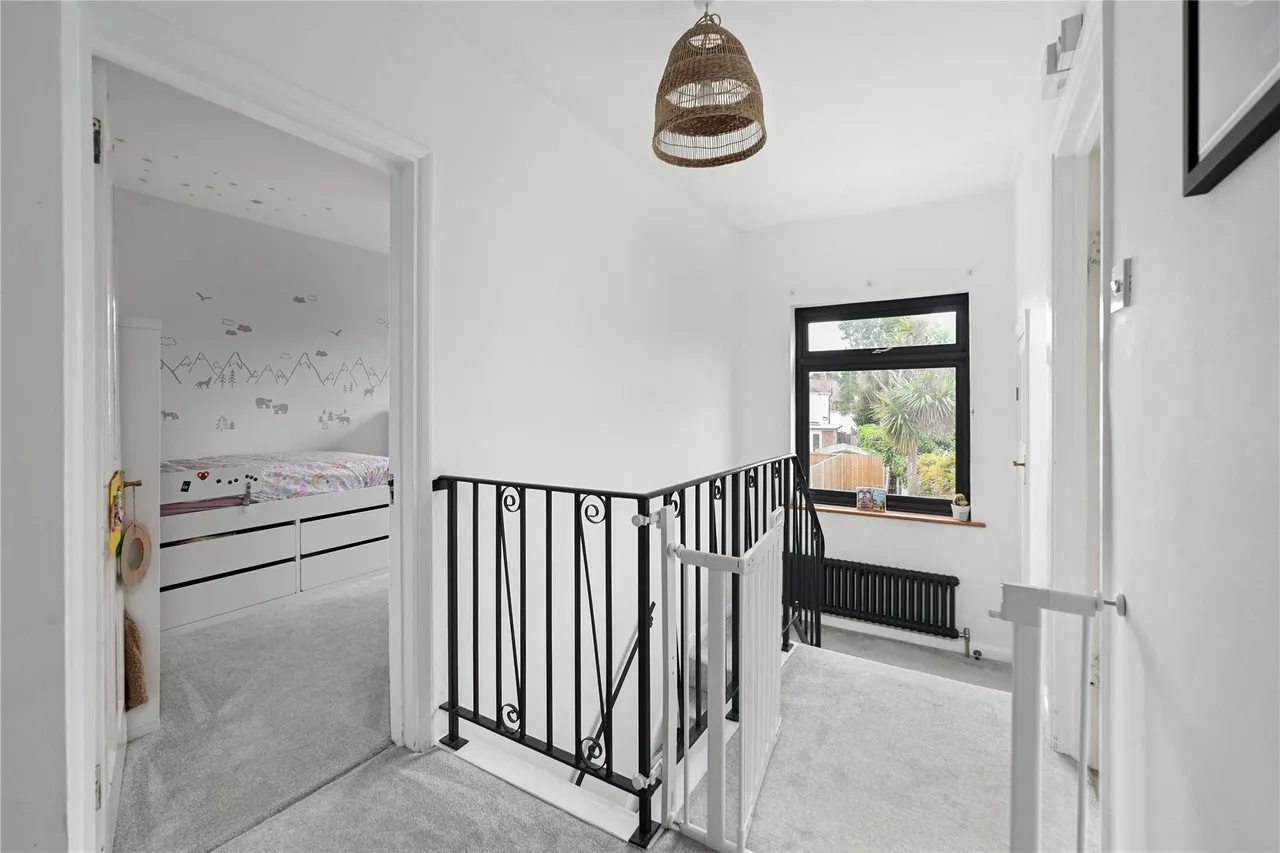 Guildford Street, Staines, TW18, photo 10