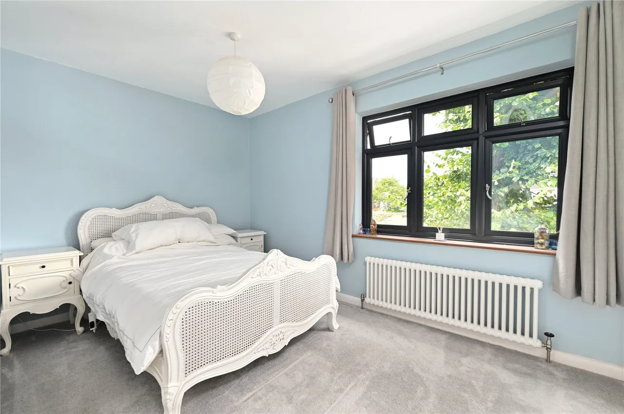 Guildford Street, Staines, TW18, photo 11