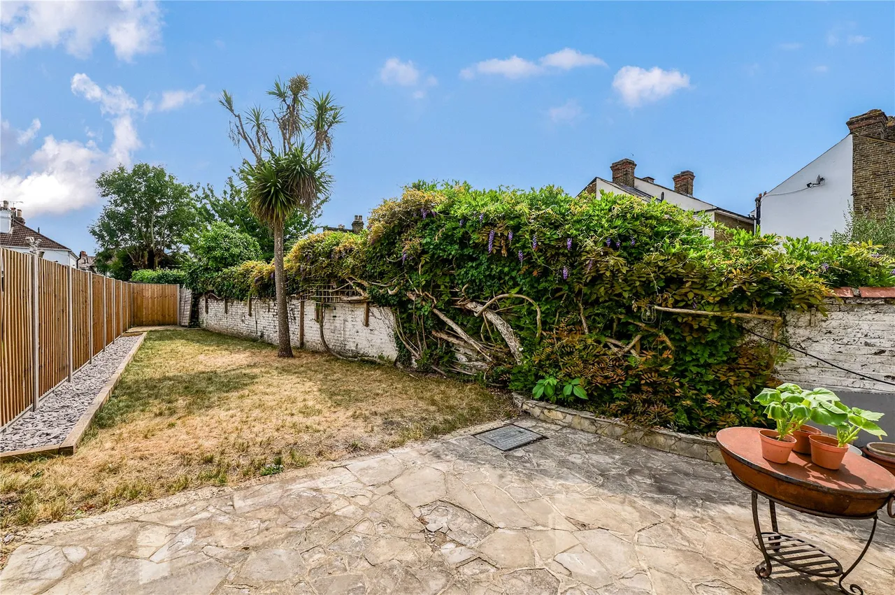 Guildford Street, Staines, TW18, photo 3