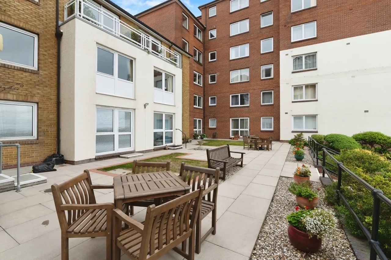Holland Road, Westcliff-on-Sea, Essex, SS0, photo 9