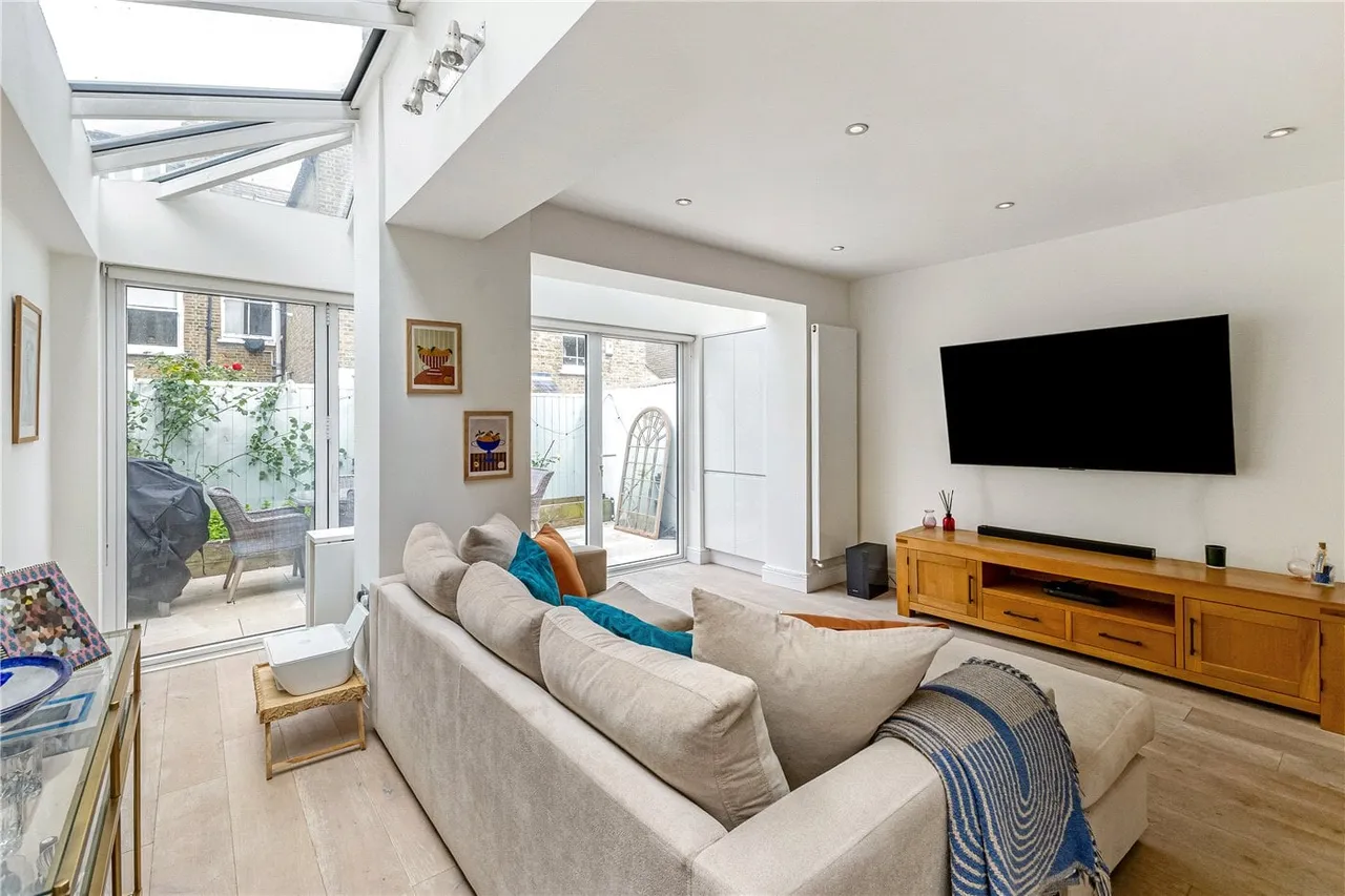 Netherford Road, London, SW4, photo 2