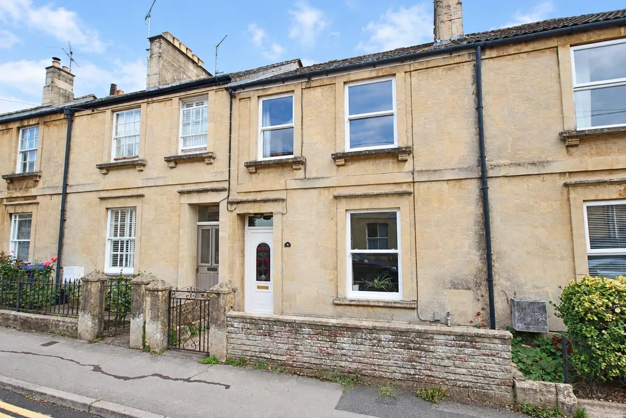2 bed house for sale, St Paul Street, Chippenham
