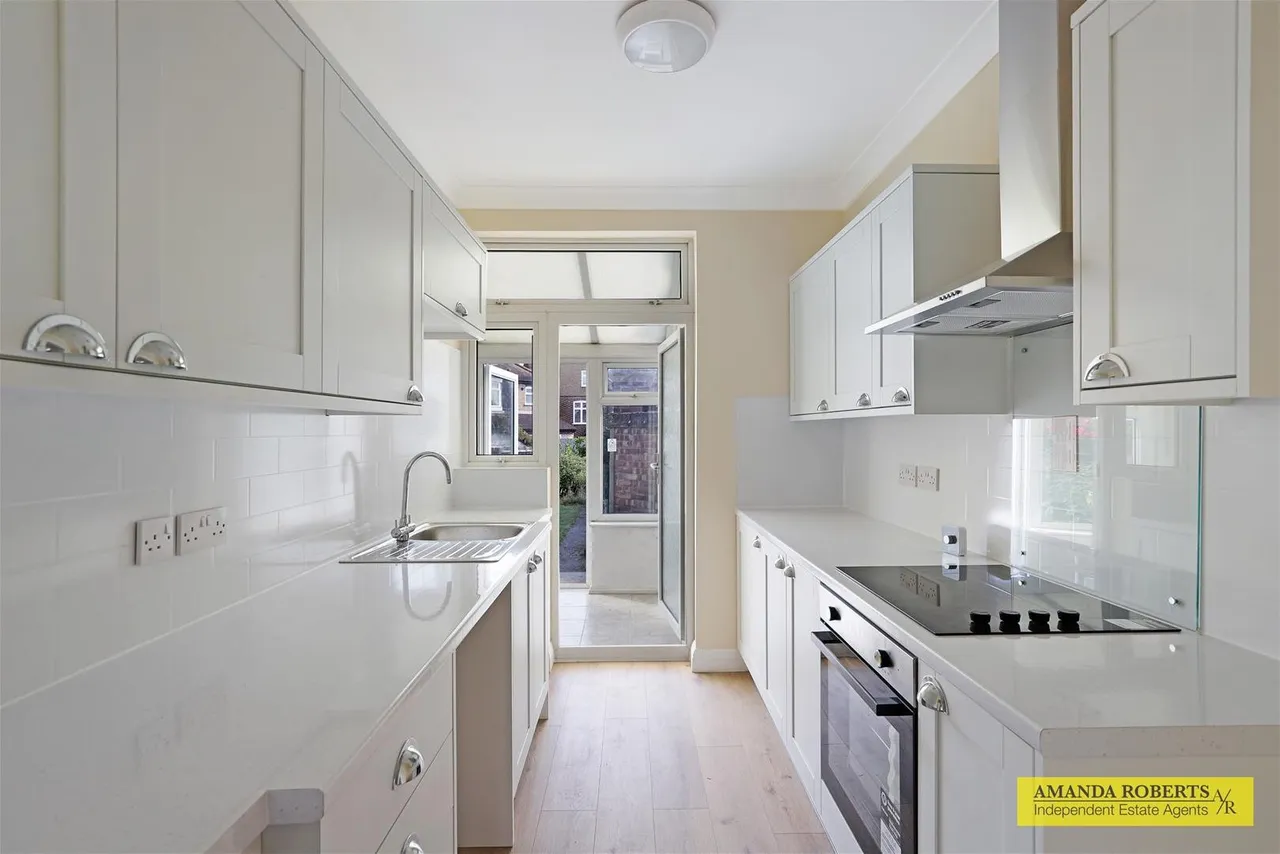 Fairlight Avenue, Chingford, photo 5