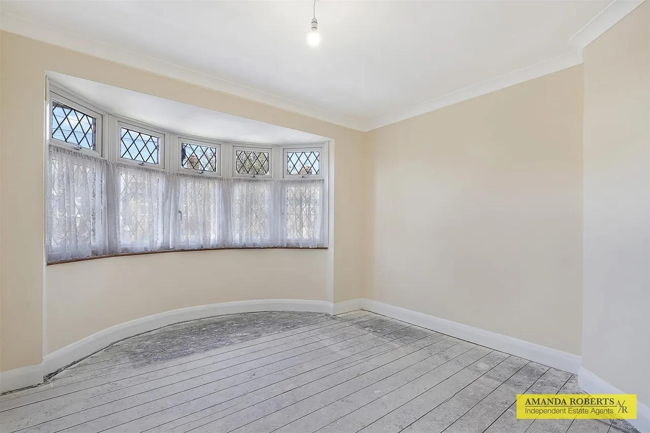 Fairlight Avenue, Chingford, photo 11